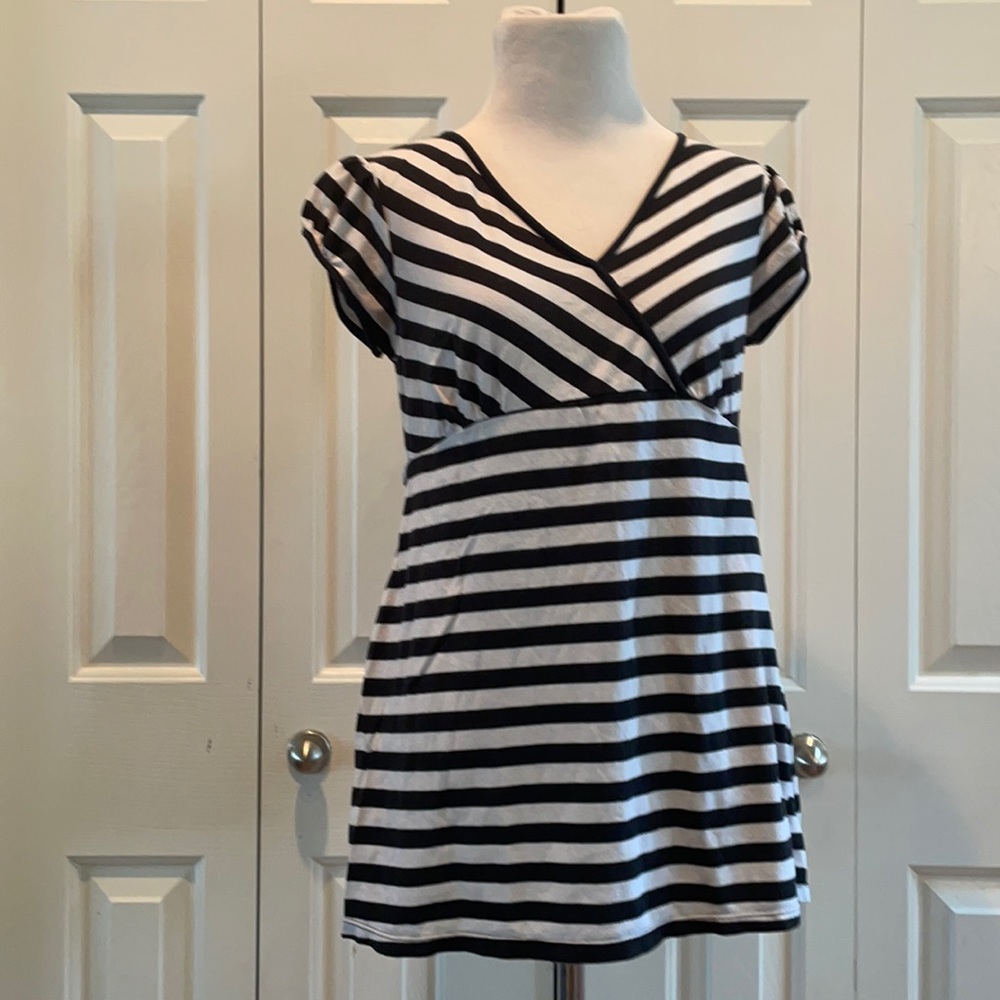 Women’s blouse, maternity, size medium